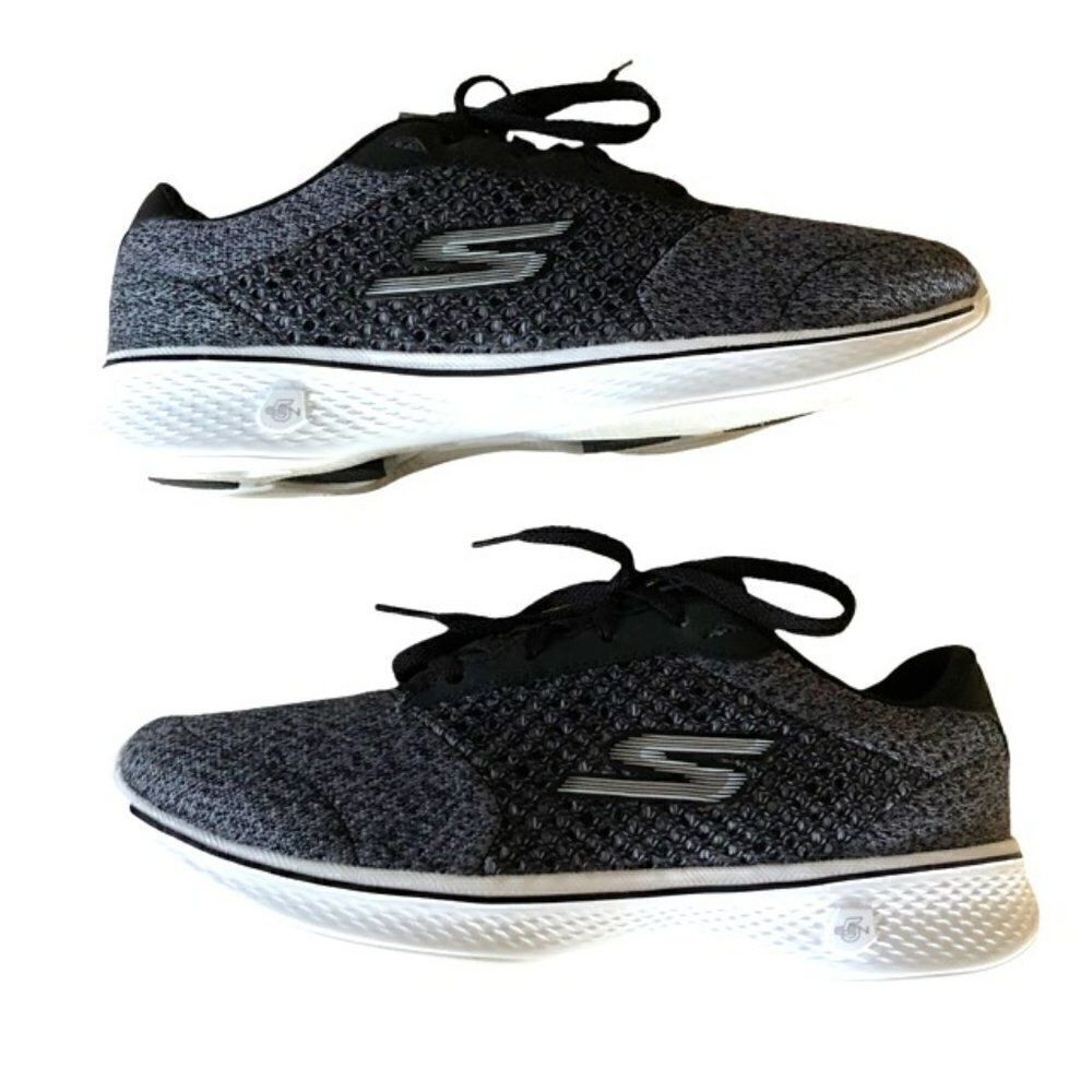 Skechers Flex Appeal 2.0 Black and White Sneaker 6.5